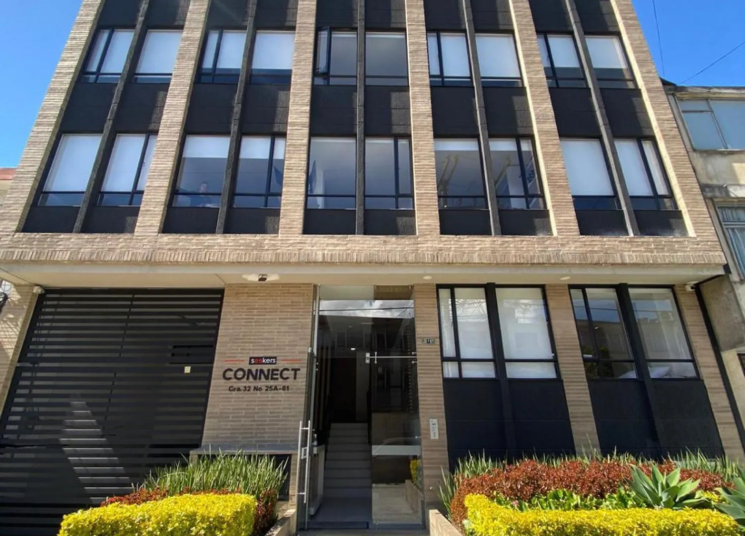 Aparta Estudios Connect Bogota location